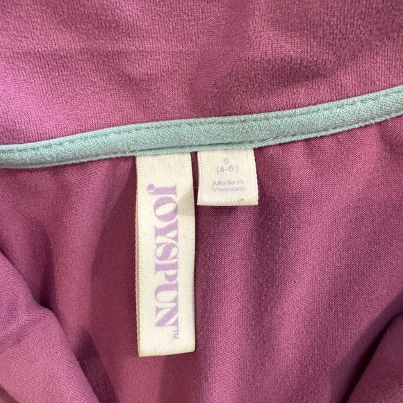 Women’s Short Sleeve Pajama Set in Dusty Rose with Contrast Piping - Picture 3 of 4